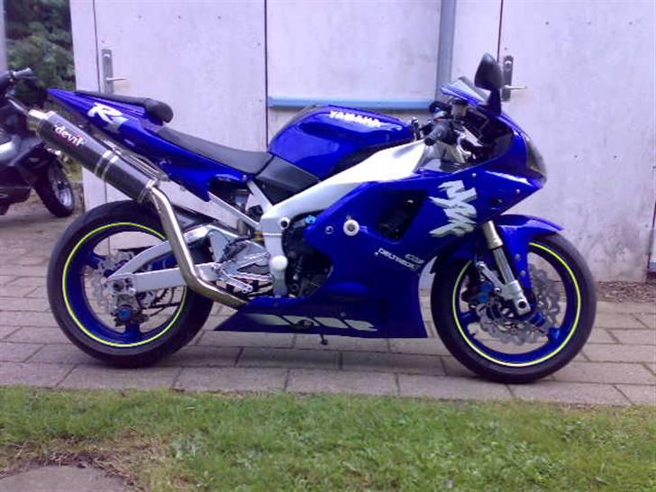 Yamaha yzf-r1 billede 9