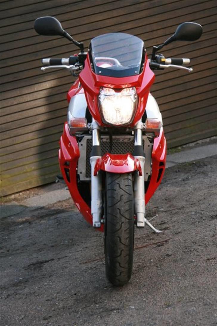 Suzuki GSR 600 S "TIL SALG" billede 6