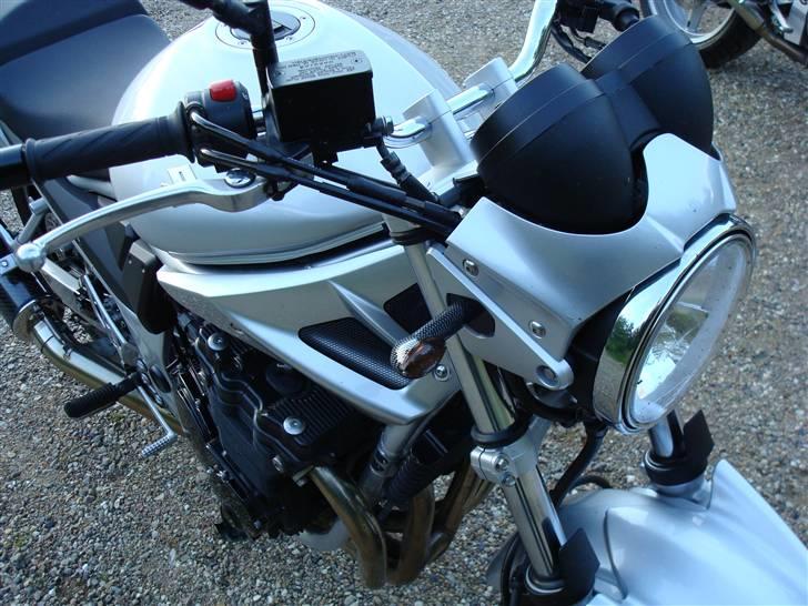 Suzuki GSF650 BANDIT billede 4