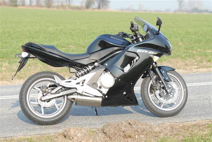 Kawasaki ER-6F - SOLGT billede 1