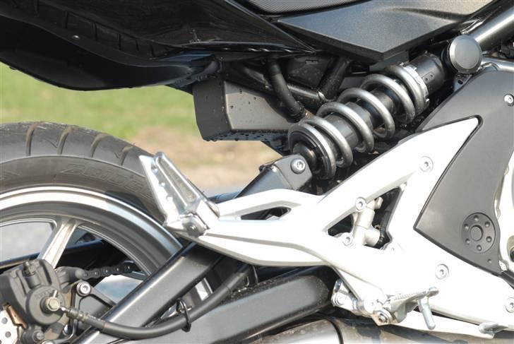 Kawasaki ER-6F - SOLGT billede 4