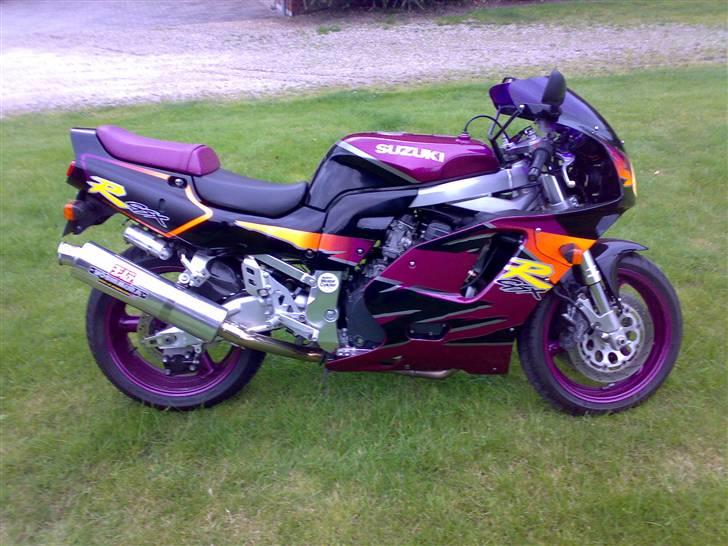 Suzuki GSX-750 RW Solgt billede 1