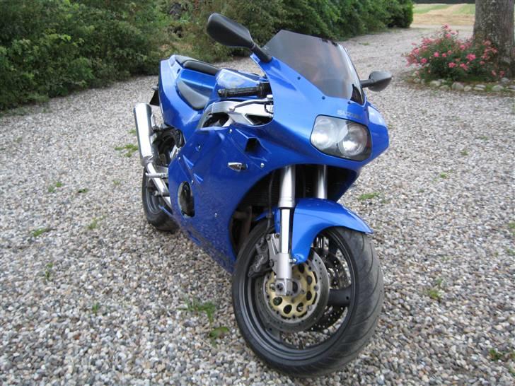 Suzuki GSXR 400 (GK76A) SOLGT! billede 1
