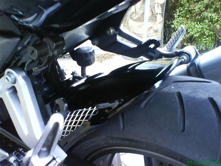 Kawasaki z750s - farsdags gave fra ungerne, hugger.... billede 2