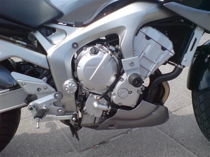 Yamaha FZ6-s billede 11