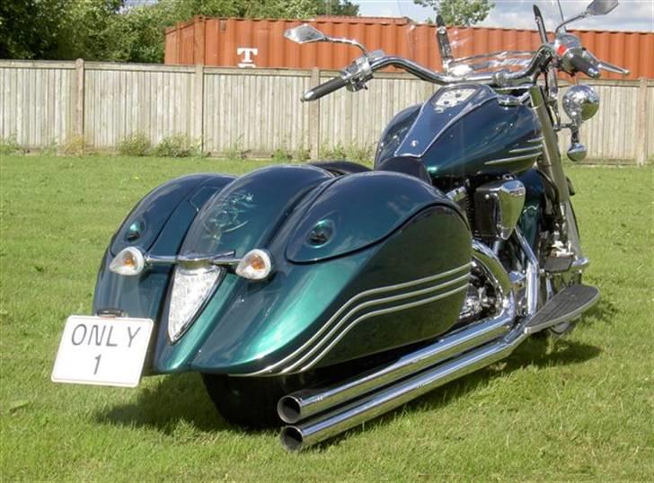 Yamaha xv1900 - I vore vielsesringe står : "There can be" og i min "Only one" Derfor Only 1 billede 5