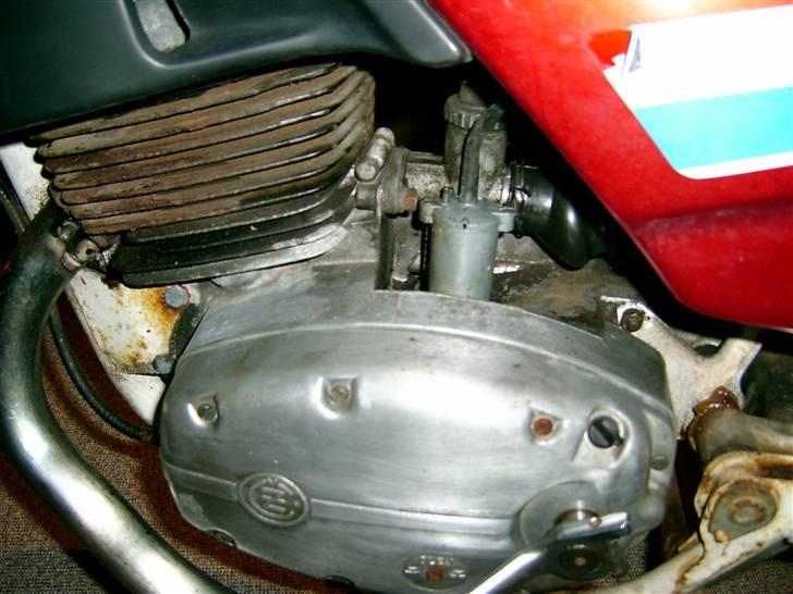 CZ 180 - Her trænger til en pudseklud.. billede 2