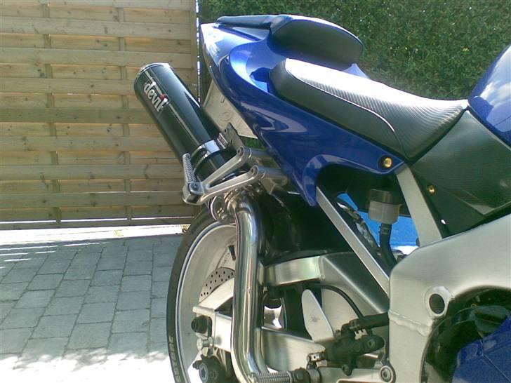 Yamaha Yzf R1 billede 3