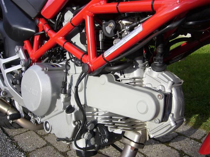 Ducati Monster 620 ie *SOLGT*  billede 4