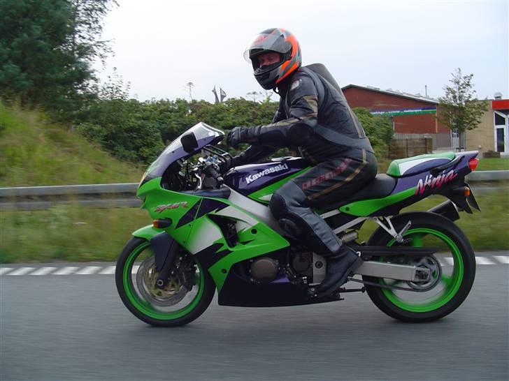Kawasaki ZX-6R billede 9