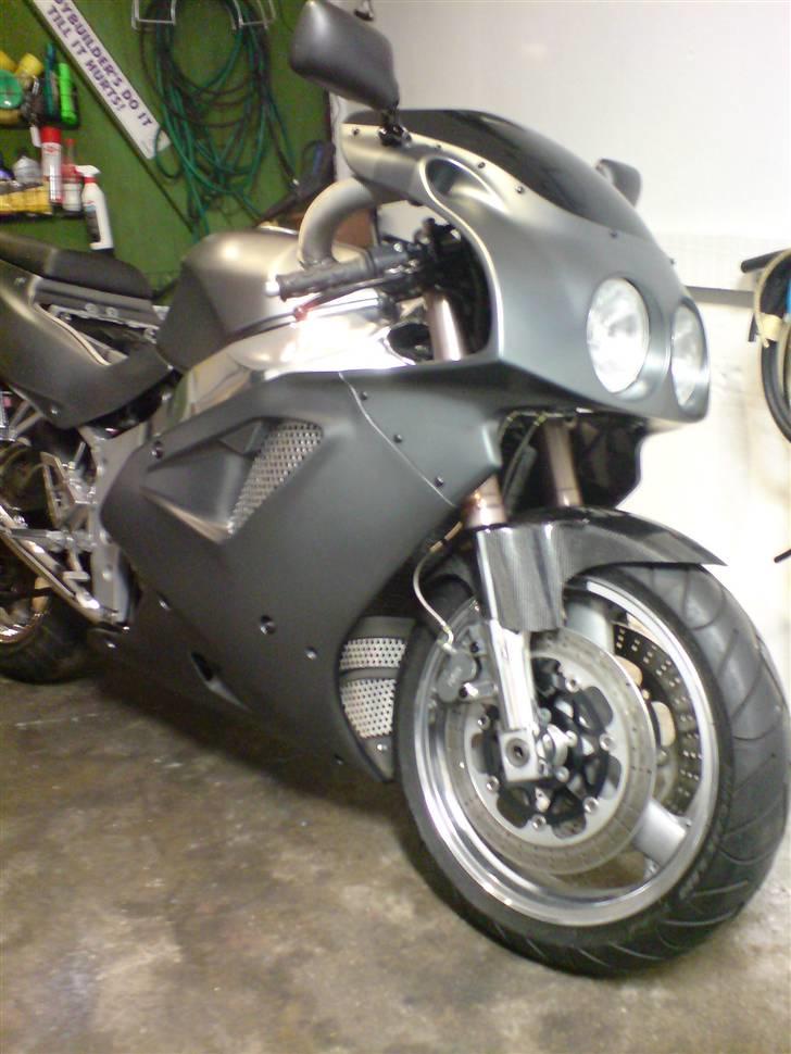 Kawasaki ZXR 750 J *solgt* billede 9