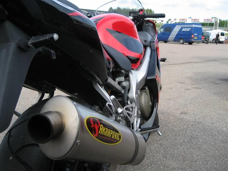 Honda CBR 600 F4 - "Solgt" - Akrapovic - I love! billede 5