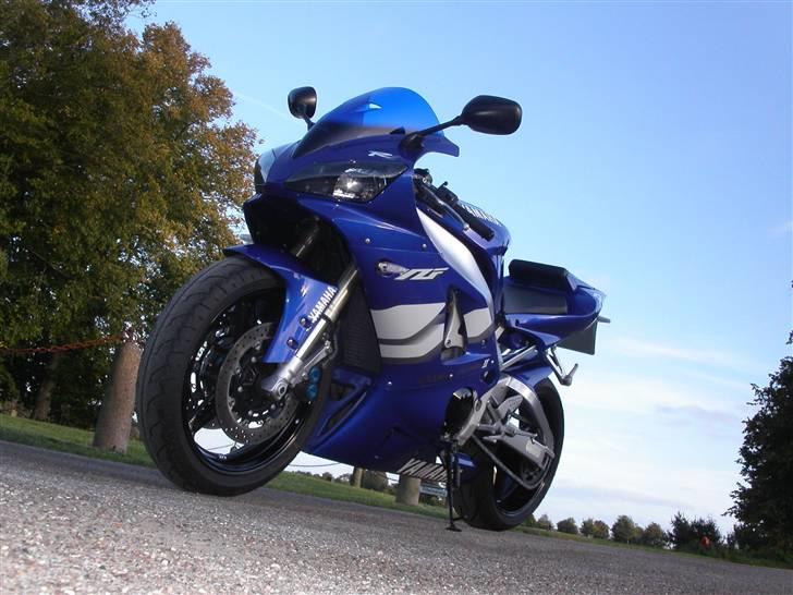 Yamaha YZF-R1 billede 10