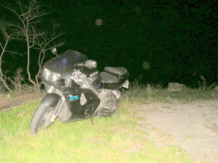 Suzuki GSXR 600  DØD D.10/3-08" billede 13