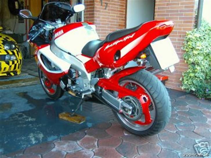 Yamaha YZF1000R billede 3