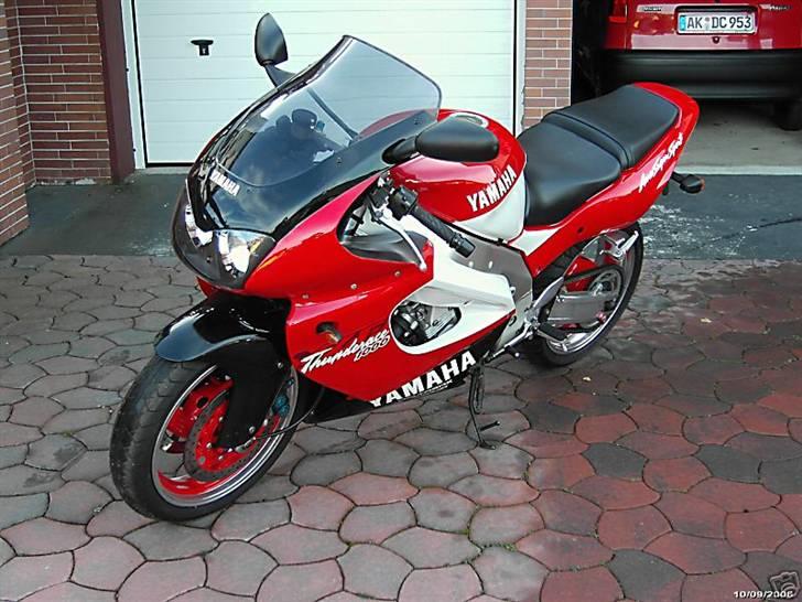 Yamaha YZF1000R billede 4