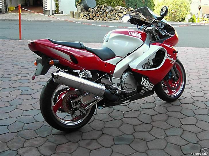 Yamaha YZF1000R billede 6