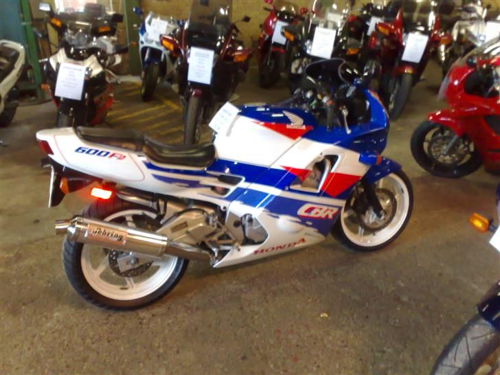 Honda CBR 600 F2 - Her var hun så dagen før jeg hentede hende hos Syd Mc i skodborg. billede 1