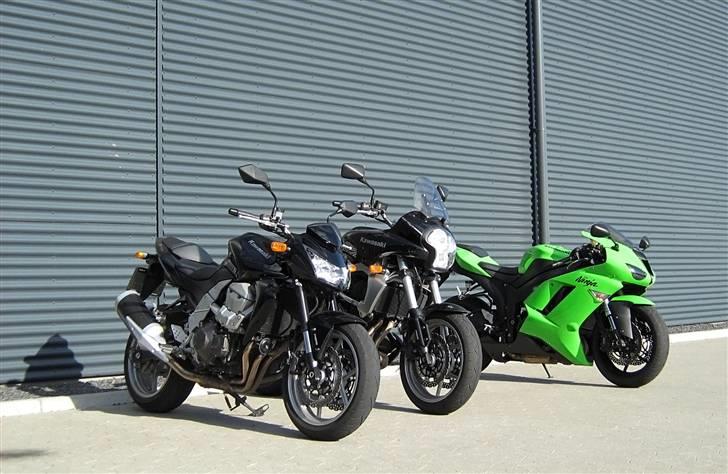 Kawasaki ER-6f - Z1000 er lige kørt, men ellers var alle 4 linet op til fri benyttelse- værs´god ;-) billede 16