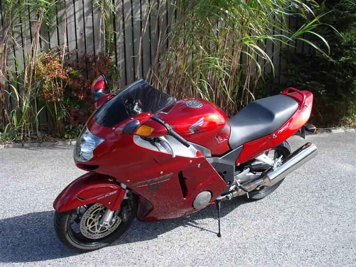 Honda CBR 1100 xx Solgt 2008 billede 2