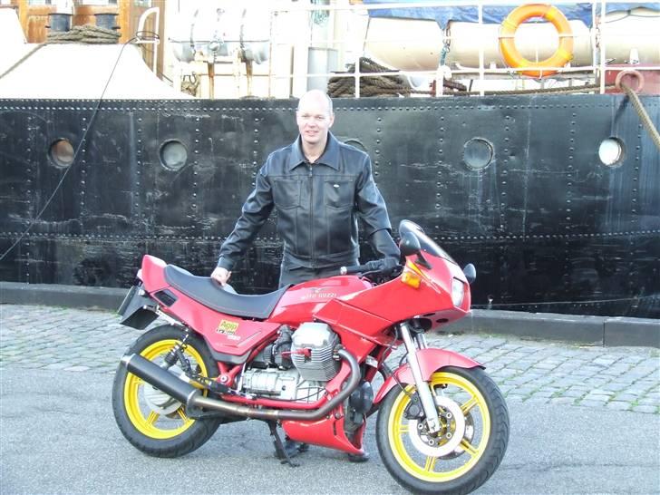 Moto Guzzi 1000 Le Mans V - Den stolte ejer. billede 9