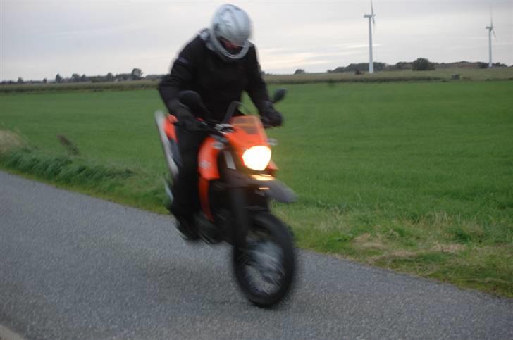 Yamaha XT660X SOLGT - Øvelse gør mester billede 16