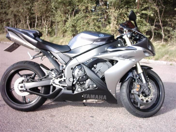 Yamaha Yzf R1  billede 10