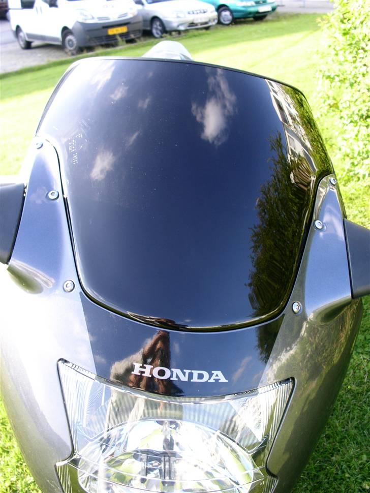 Honda CBR 1100   ( Solgt ) - Sort Kåbeglas billede 6