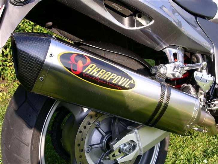 Honda CBR 1100   ( Solgt ) - Hexagonal Akrapovic billede 10