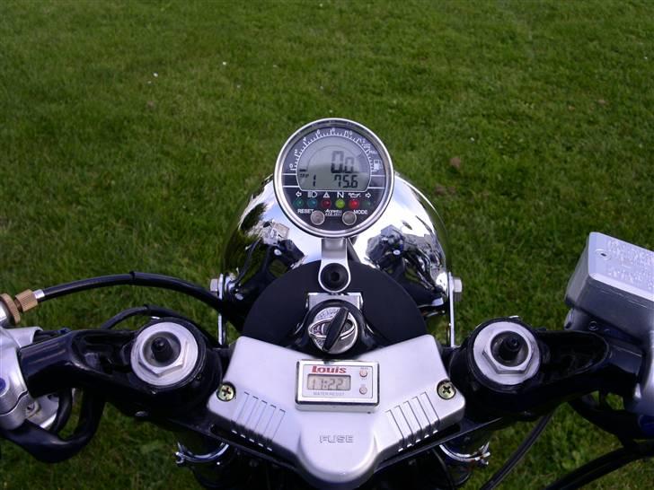 Honda CBX 550 ( Solgt ) - Her ser i det ny Instrumenter jeg har set på  billede 7