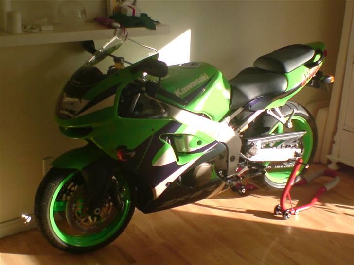 Kawasaki ZX-6R NINJA (Solgt) billede 9