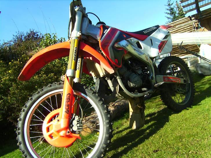 Honda CR 125R - nyeste efter stel er poleret billede 1