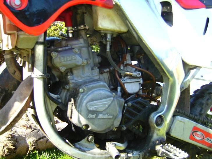 Honda CR 125R - motor kun kørt 1 gang efter vask.  billede 5