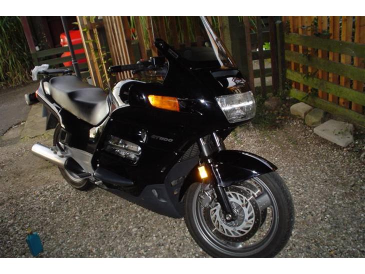 Honda ST 1100 Pan European billede 1