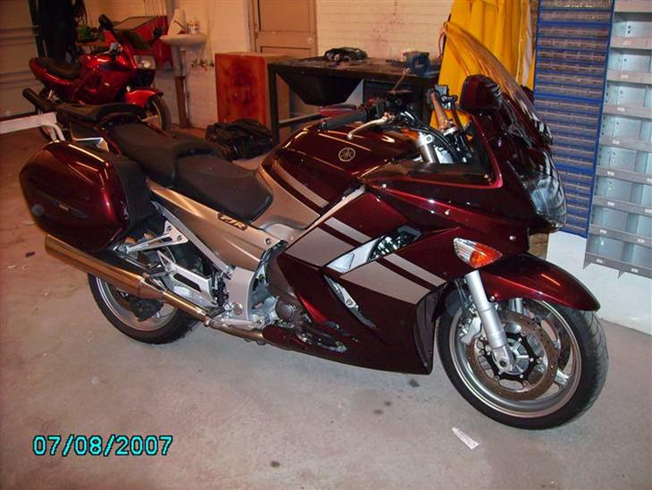 Yamaha FJR 1300 billede 1