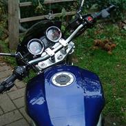 Suzuki gsx1400k2