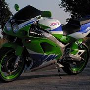 Kawasaki ZXR 750@900 