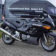 Suzuki GSX750F (SOLGT)