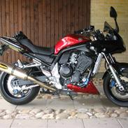 Yamaha Fzs 1000