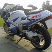 Suzuki GSX-R  (SOLGT)