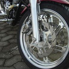 Yamaha XVS 1100 Drag Star