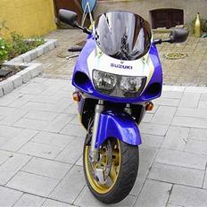 Suzuki Gsxr 600 (Grenå)