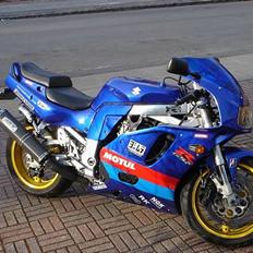 Suzuki gsx-r 750