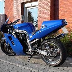 Suzuki GSXR750