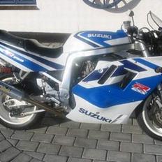 Suzuki GSX-R 750