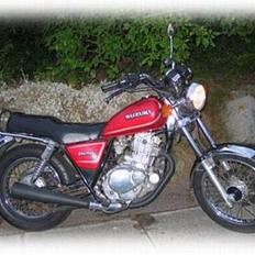 Suzuki GN 250