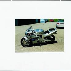 Suzuki GSX-R 750 solgt