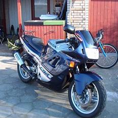 Honda cbr 600