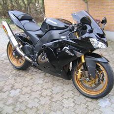 Kawasaki zx10r 