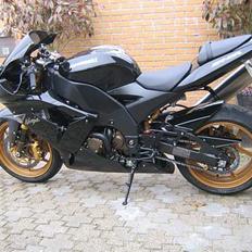 Kawasaki zx10r 
